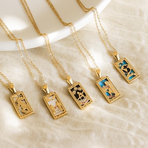 Mini tarotkaart hanger ketting, 18K gouden sierlijke tarotketting, astrologie sieraden, zon en maan tarot-bedelketting