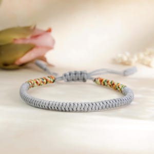 DIVINE BALANCE | Buddhist Bracelet in Grey | Sliding Knot Cord