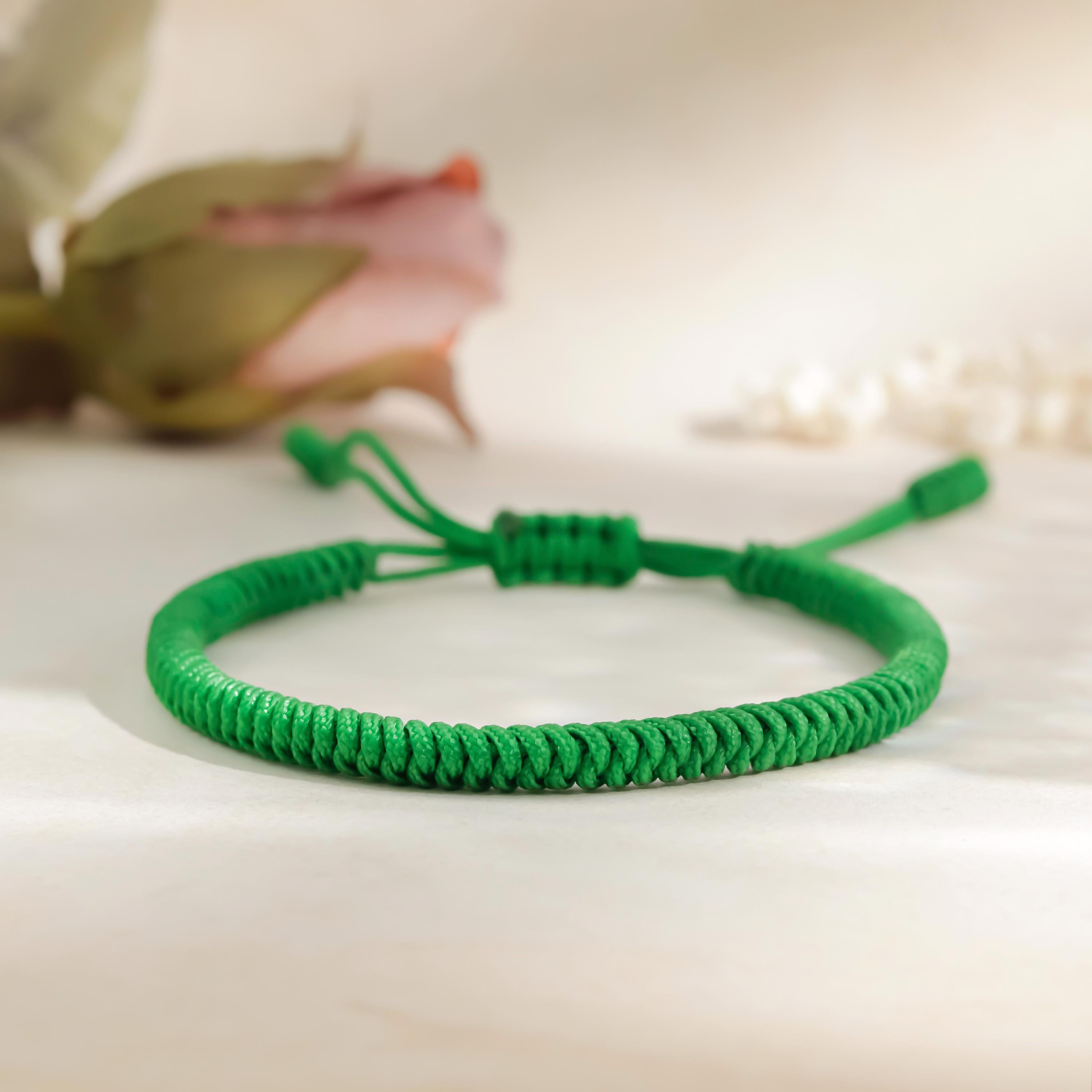 GREEN VITALITY Buddhist Bracelet in Forest Green Sliding Knot