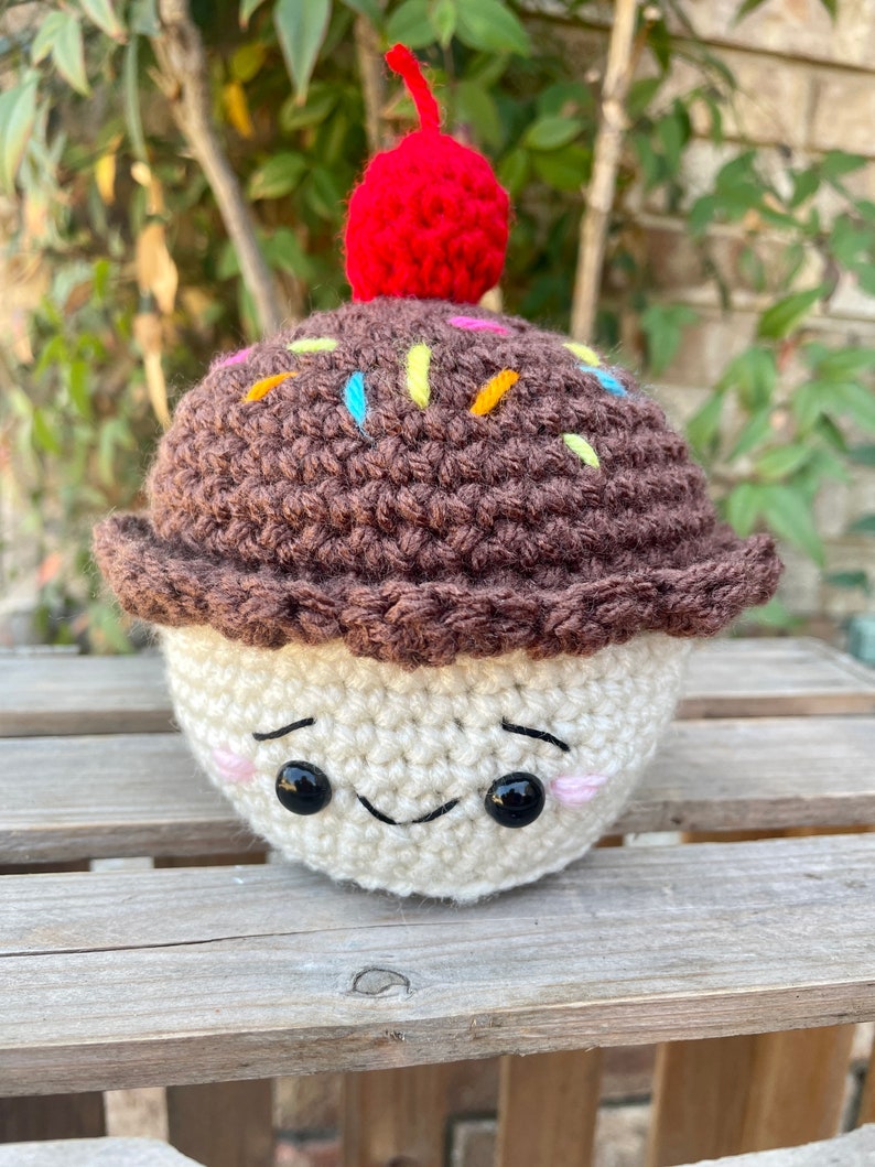 Crochet Cupcakes Amigurumi/crochet Play Food Cupcakes Etsy