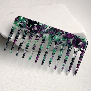 Hair comb in Juicy Grape made of cellulose acetate Mom hair accessories, Hair combs travel size, Hair beauty, Perfect mothers day gift image 4