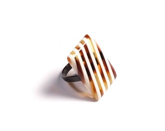 Gift for Women Nina Ring in Sahara, Sustainable jewelry, Honey rings, Modern jewelry, Modern ring, Not cracking, Cellulose Acetate jewelry