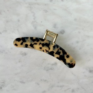 Große Grace Haarspange in White Tortoise, Haarkralle, Ethischer Schmuck, Haarschmuck, Schildkrötenmuschel Haarspange, Französische Haarspange, Haar Frau