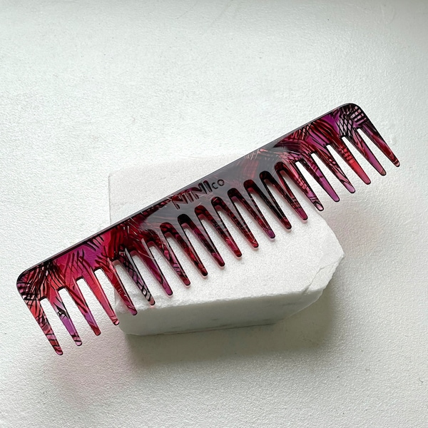 Hair comb Model 2 in Deep Red is made of cellulose acetate, Eco friendly hair accessories, Hair combs, hair accessories, Eco Fashion gift