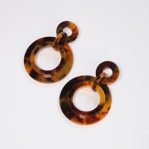 Triple Earrings in Pecan, Modern jewellery, Daughter gift , unique Statement earrings, Eco friendly Fashion accessory Honey acetate earrings