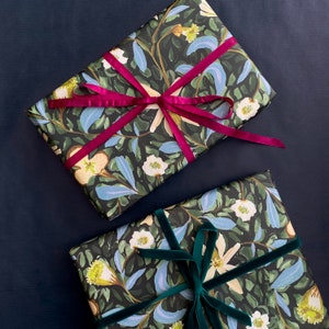 Luxury Old English Wrapping Paper sheet Gift Wrap Christmas paper Floral Natural Birthday Recyclable Wrapping Paper image 4