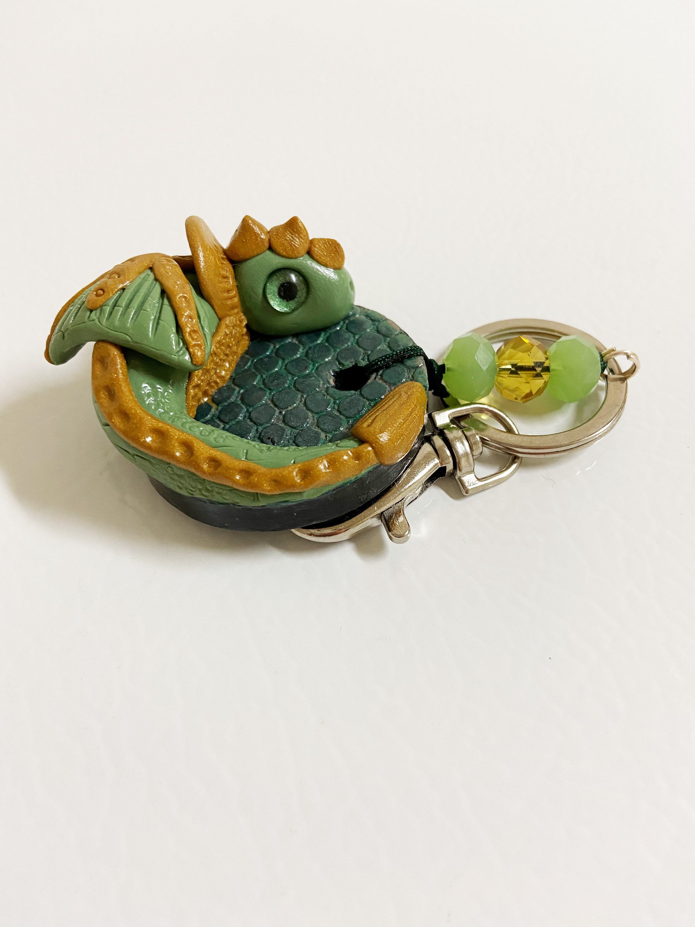 Dragon Keychain Clay Dragon comes with a 3x3x3 white gift Etsy.de