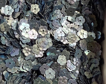 Shimmery Matt Sequin, Gorgeous Iridescence,  6 mm