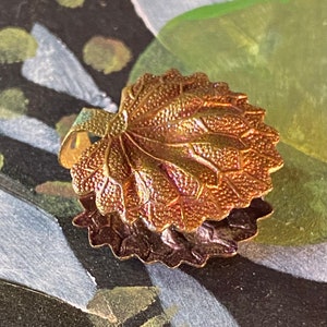 Vintage Brass Detailed Veined Leaf Pendant Foldover Stamping 7/8&quot;