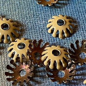 6 Vintage  Enameled Brass Flower Rivet Finding/Component  1/2&quot;