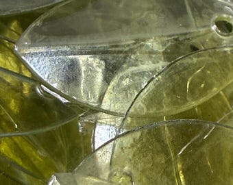 Transparent Green Leaves/Wings, 15mm x 10mm, 2.5g