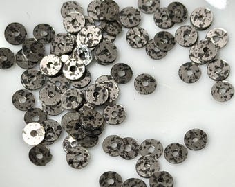 Silver Black Flecked Sequin, 4mm