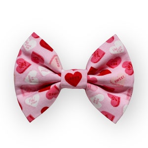 Valentine&#39;s Day Hearts Dog Bow Tie: Pink Cotton Pet Collar Accessory