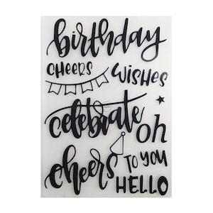 2023 NIEUWE Verjaardag Wens Achtergrond Embossing Mappen voor Scrapbooking Papier Album Kaarten Maken Benodigdheden 3D Plastic Stencils Ambachten