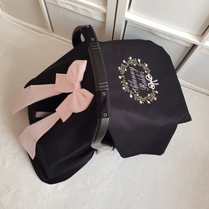 黒とライトベビーピンクのベビーカーシートカバー、花柄刺繍入り、カスタムベビーカーシートキャノピーカバーガール、女の子のベビーシャワーギフト