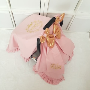 Erröten Rosa Baby Autositzbezug Mädchen mit Rüschen, Benutzerdefinierte Baby Autositz Baldachin Mädchen mit 3 Gold Pailletten Bögen und Blumen Namen Stickerei