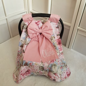 Blush Pink Floral Baby Car Seat Cover Girl, Personalizado Baby Car Seat Canopy Girl con bordado de nombre blanco, Regalo de baby shower para niña