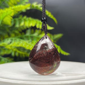 Exquisite Natural Brazilian Phantom Quartz Pendant Necklace Icy Transparent Red Ghost Crystal Teardrop Meditation Concentration Women Gifts