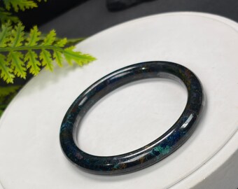 Brazalete americano de crisocola raro: redondo, de 57 mm, estilo pintura al óleo azul verdoso.