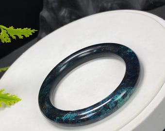 Brazalete americano de crisocola raro: redondo, de 54 mm, estilo pintura al óleo azul verdoso.
