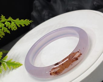Brazalete de ágata púrpura claro: 60+ mm, patrón de escamas de dragón translúcido helado, inclusiones similares al cinabrio.
