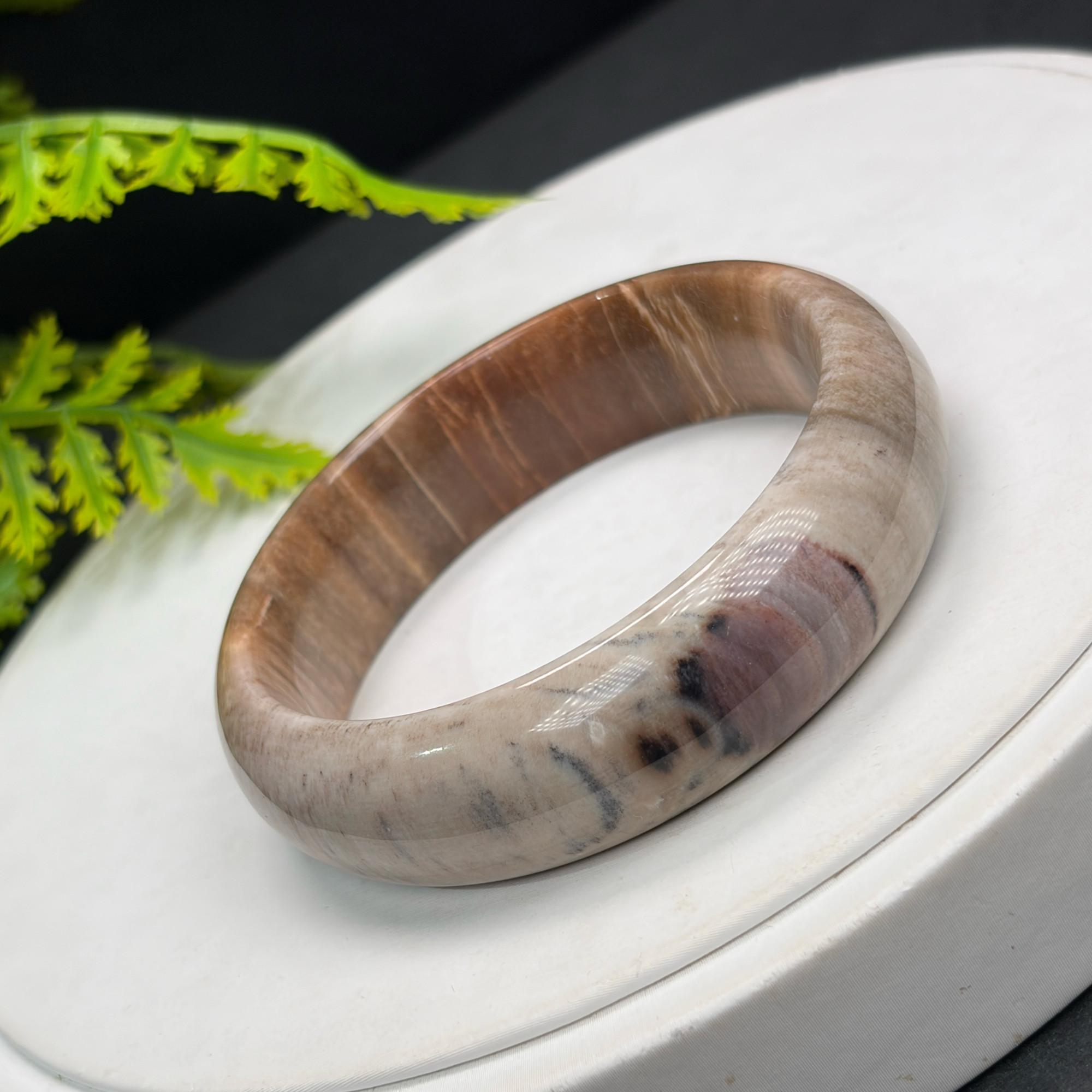 珪化翡翠バングル：52mm以上の磁器光沢翡翠化多層多色 - Etsy 日本