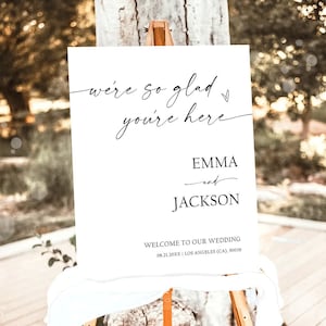 Nos alegra mucho que estés aquí Cartel de bienvenida de boda minimalista Boho Rustic Modern Caligrafía Cartel de bienvenida Plantilla digital imprimible 0493