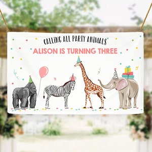 Banner de fondo de cumpleaños editable con animales de fiesta, animales de safari, niña, salvaje, uno, dos, salvaje, letrero de bienvenida, descarga digital, plantilla imprimible 0142
