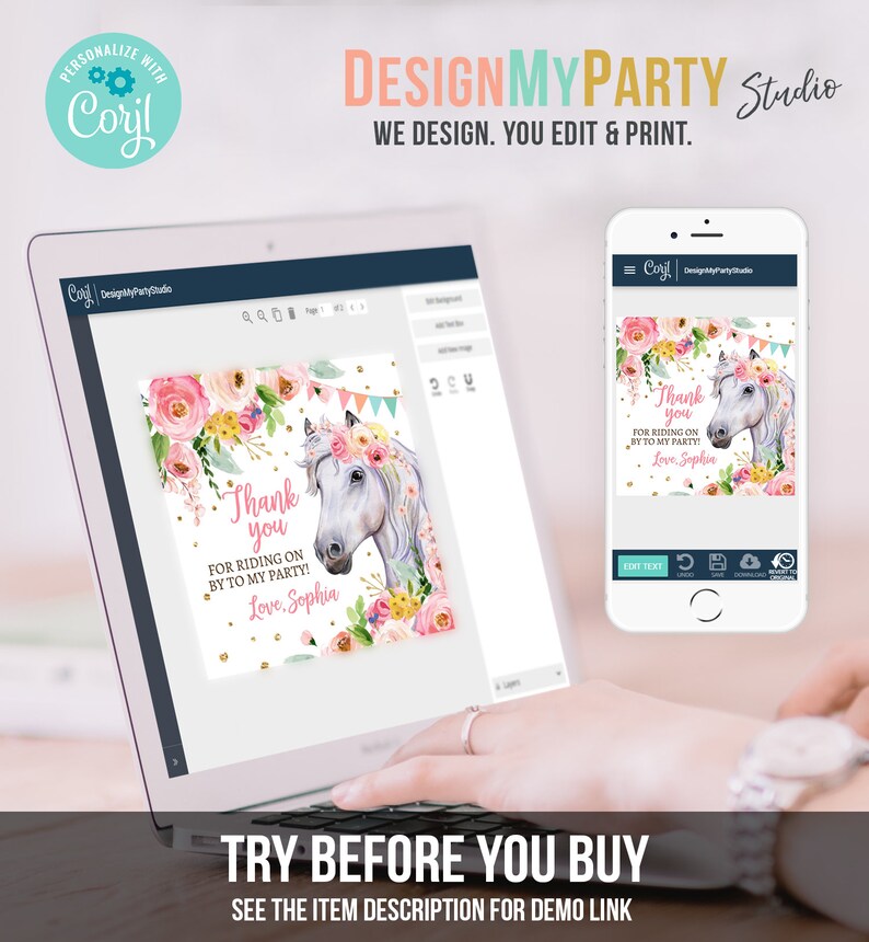 Puede incluir: Un port&aacute;til y un smartphone muestran un dise&ntilde;o de invitaci&oacute;n de fiesta. La invitaci&oacute;n presenta una ilustraci&oacute;n de acuarela de un caballo blanco con una corona floral y el texto "&iexcl;Gracias por venir a mi fiesta!" El dise&ntilde;o incluye flores rosas y amarillas.