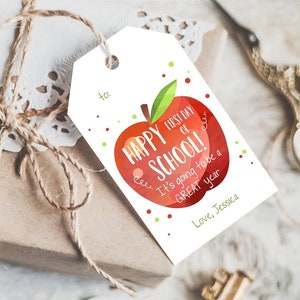 Etiqueta editável de volta às aulas Feliz primeiro dia de aula Presente de agradecimento ao professor Obrigado Sala de aula Apple Modelo digital para impressão 0464