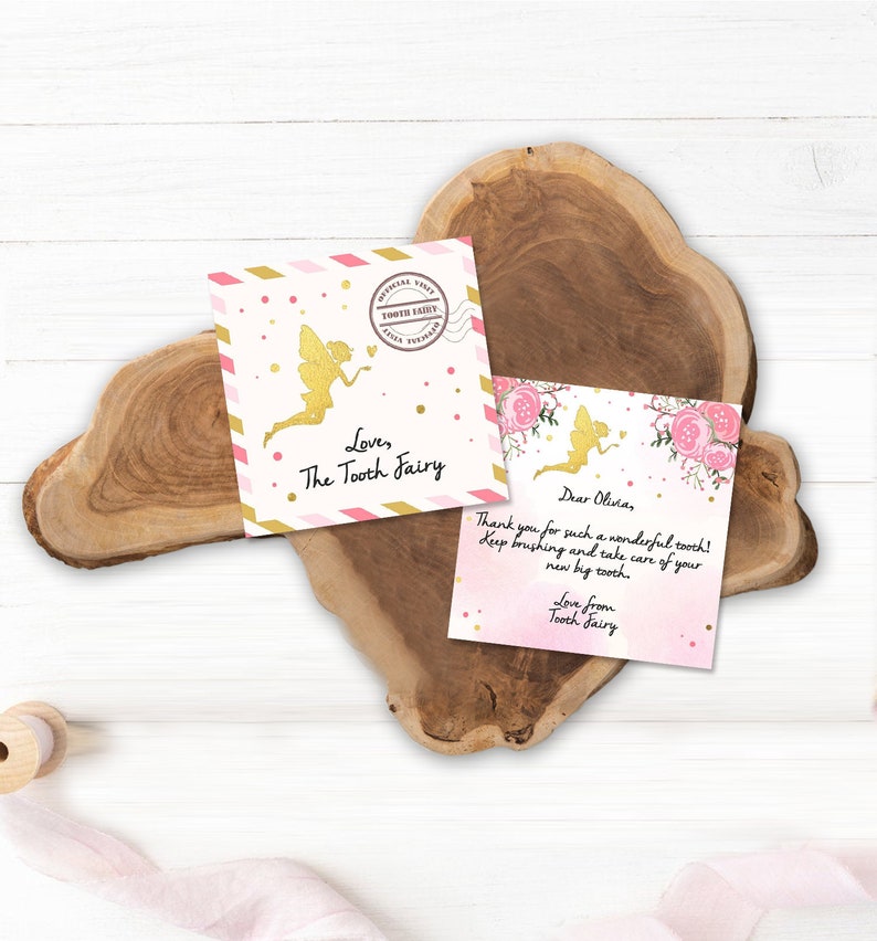K&ouml;nnte beinhalten: Zwei rosa und goldene Zahnfeen-Notizkarten mit einer Feenillustration und dem Text "Love, The Tooth Fairy" und "Dear Olivia, Thank you for such a wonderful tooth! Keep brushing and take care of your new big tooth. Love from Tooth Fairy".