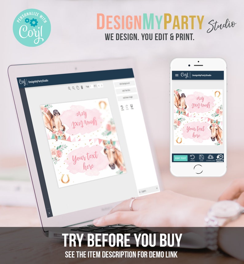 K&ouml;nnte beinhalten: Ein Laptop-Bildschirm zeigt ein rosa-wei&szlig;es druckbares Design mit einem Pferd und einem Hufeisen. Das Design ist f&uuml;r eine Party und enth&auml;lt den Text "My First Ranch" und "Your text here". Der Bildschirm zeigt eine Vorschau des Designs in einem Designprogramm.