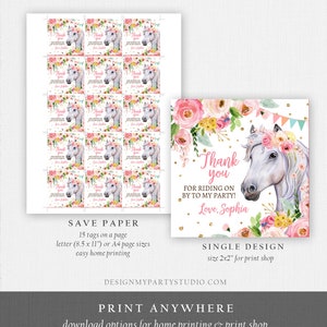 Puede incluir: Tarjetas de agradecimiento imprimibles con un caballo blanco con una corona de flores. Incluye el texto "&iexcl;Gracias por venir a mi fiesta! Con amor, Sophia".
