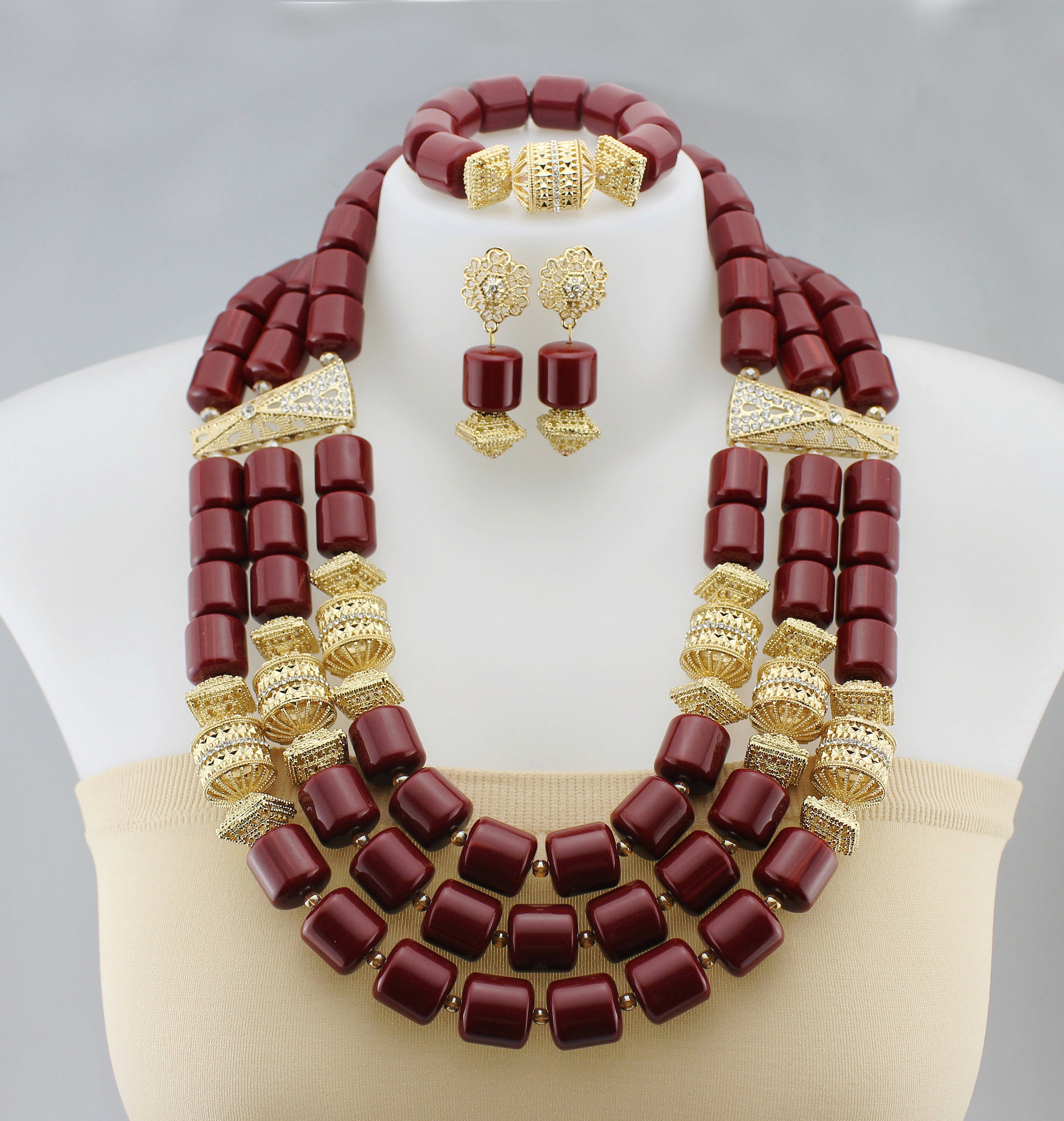 Nigerian traditional necklace deals