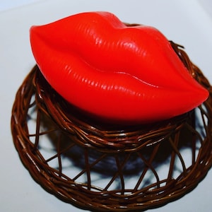 Lips Silicone Mold: DIY Soap & Candy Mold (3.5 oz)