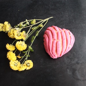 Concha Mexican Bread Silicone Soap Mold: Candle Making Supplies