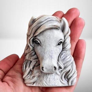3D Horse Silicone Mold: Soap, Candle, Resin Crafting (7.5x6cm)