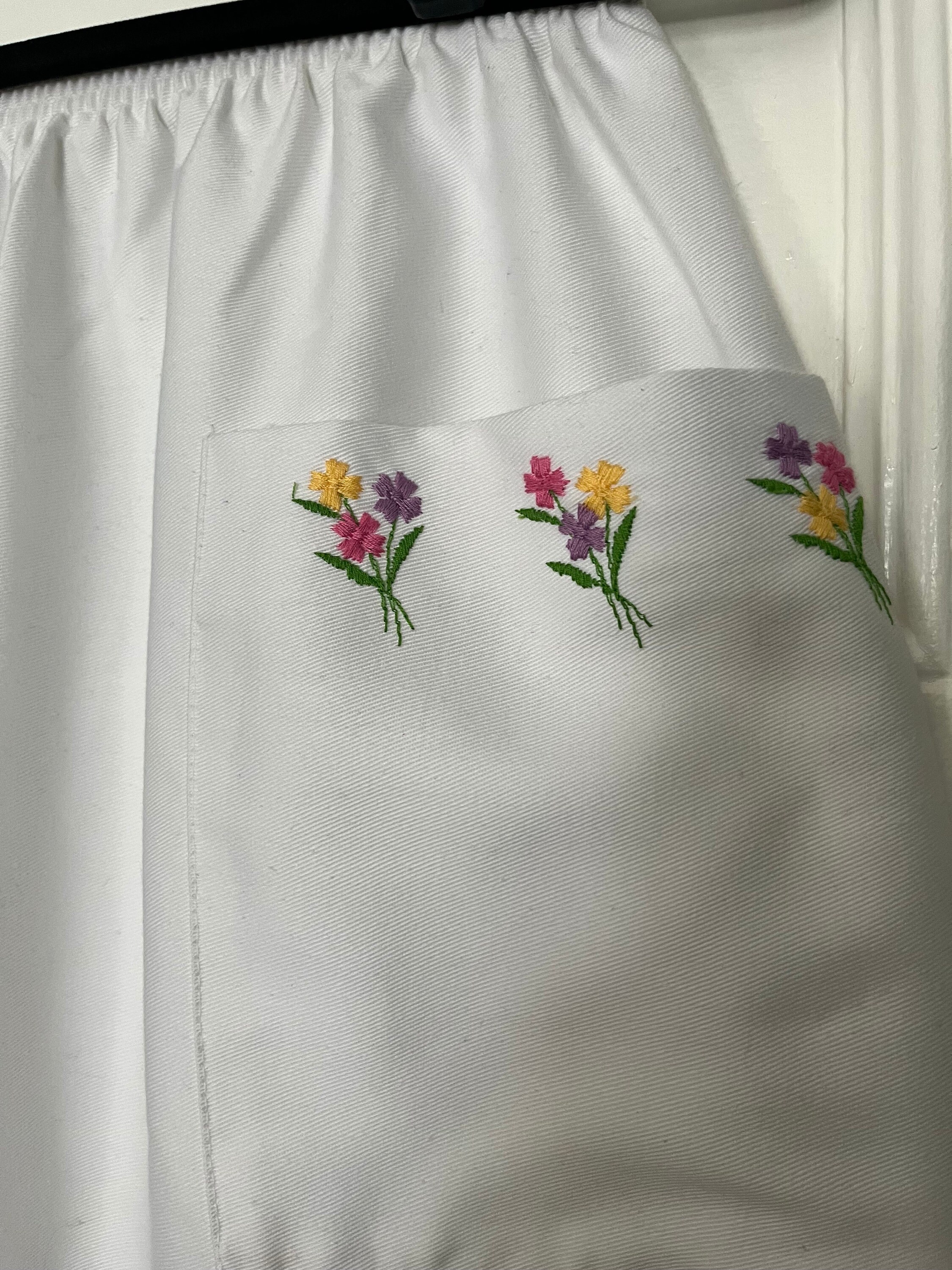 Botanique Embroidered Skirt