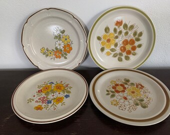 Mismatched Vintage Floral Steinzeug Speiseteller Teller Vierer Set (4)