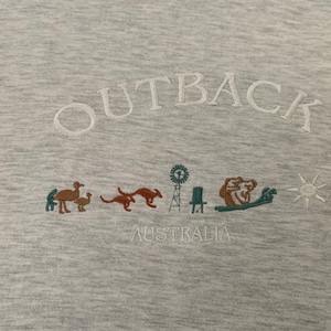 Samsousan Outback Australia Embroidered T Shirt - Size Large