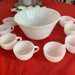 Vintage Federal White Milk Glass Egg Nog Punch Bowl & 8 Mugs