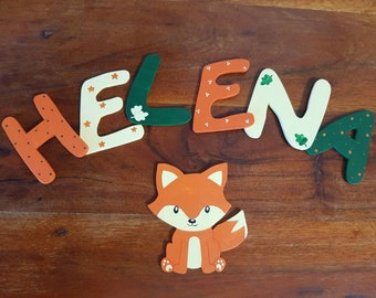 Wooden letters Orange/Green 5 letters