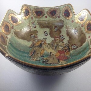 Oriental decorative bowl