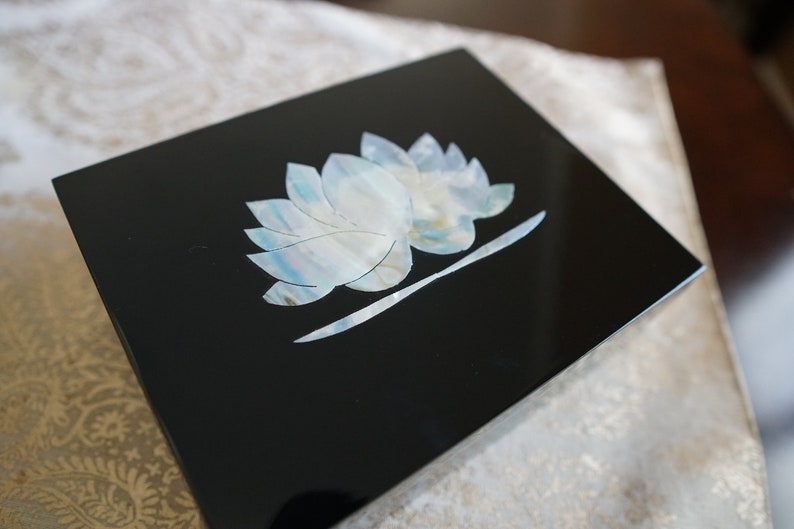 Lotus Flower Decorative Jewelry Trinket Keepsake Box