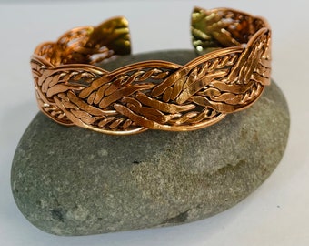 Set of 2 (two) Copper bracelet(cobre) for women, artrhristis pain relief, 99.9% solid copper#copper#artrahristis pain relief#christmas
