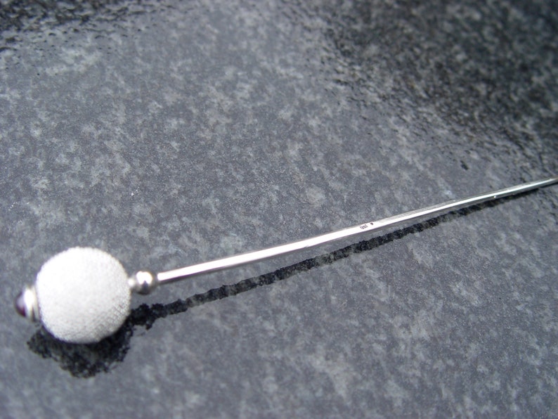 Large sterling silver Gewandanedel