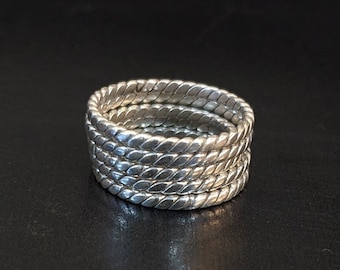 Sterling Silver Rope Ring, Thin Twist Wire Ring, Stackable Ring, Dainty Minimalist twist Wire Ring, 925 Silver Wire Ring, Dainty Jewelry