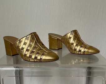 Y2K Chanel gold leather and mesh mules. Size IT38,5