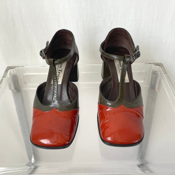 Vintage brick red and olive green patent leather squared toe t-strap heels. Size IT38