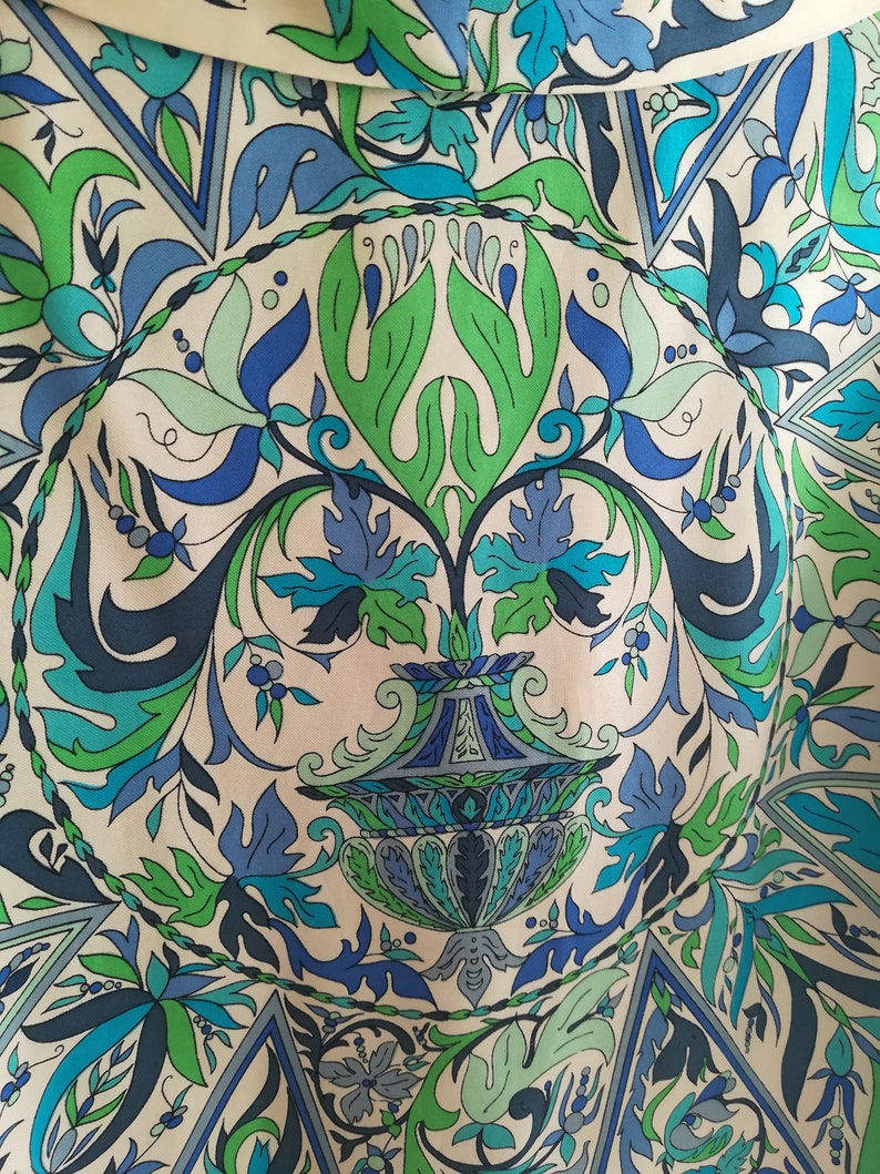 size 10 60/'s Emilio Pucci printed shirt